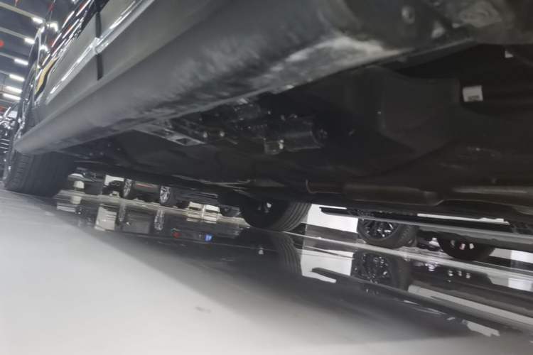 Used Lincoln Nautilus 2023 2.0T Four-Wheel Drive Zunrui Version Left Side Sill