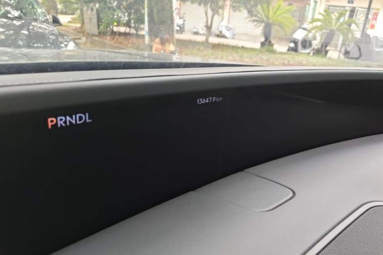Used Lincoln Nautilus 2023 2.0T Four-Wheel Drive Zunrui Version Odometer Close Up