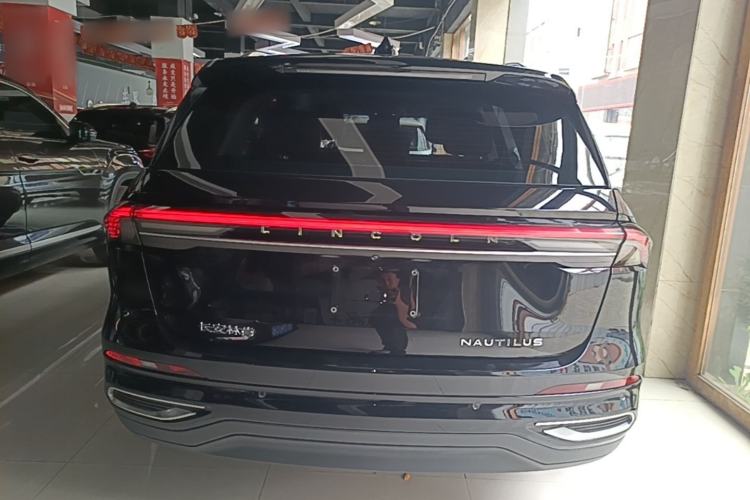 Used Lincoln Nautilus 2023 2.0T All-Wheel-Drive Luxury Edition Rear