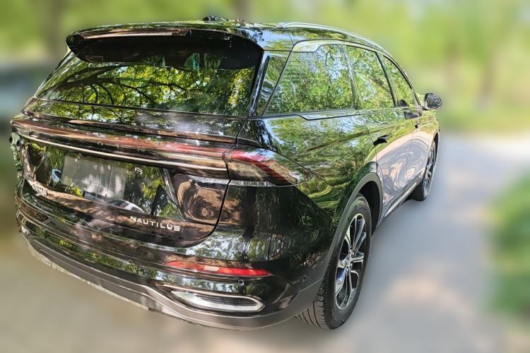 Used Lincoln Nautilus 2023 2.0T All-Wheel-Drive Luxury Edition Rear Right 45 Deg