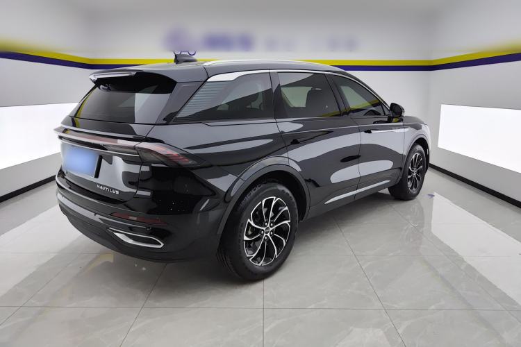 Used Lincoln Nautilus 2023 2.0T Four-Wheel Drive Luxury Edition Rear Right 45 Deg