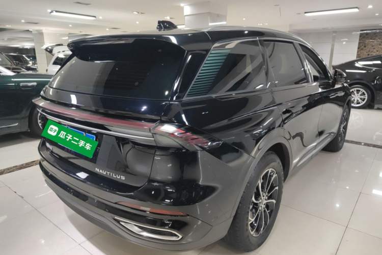 Used Lincoln Nautilus 2023 2.0T Four-Wheel Drive Luxury Edition Rear Right 45 Deg