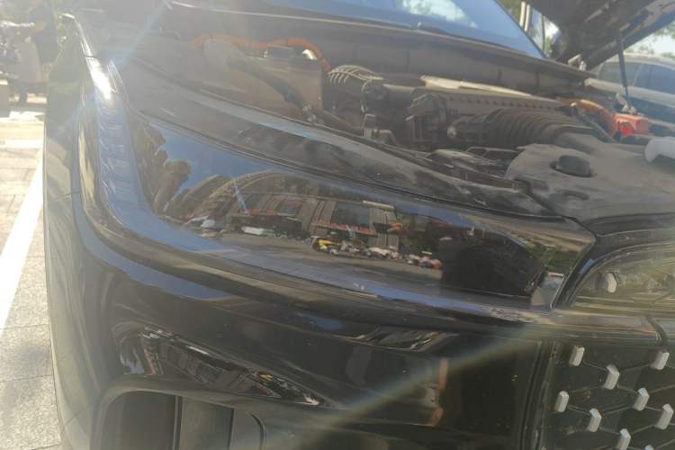 Used Lincoln Nautilus 2023 2.0T All-Wheel-Drive Zunrui Hybrid Version Right Front Headlight