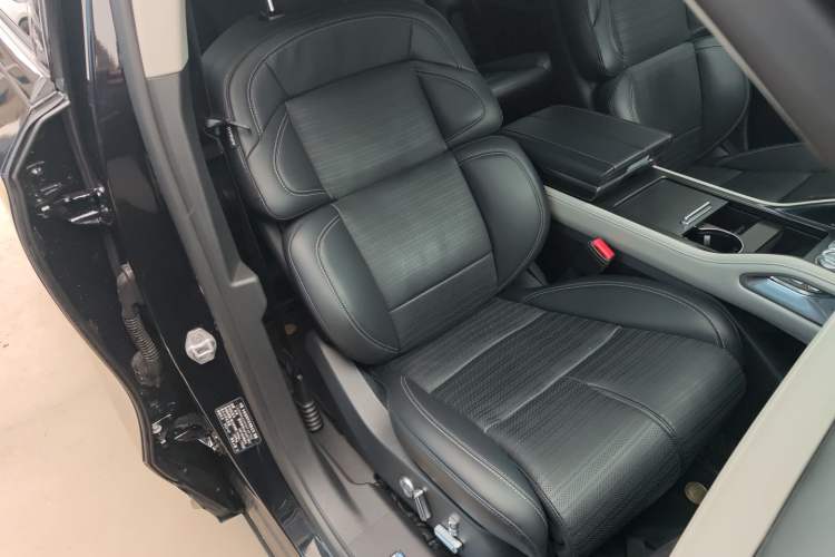 Used Lincoln Nautilus 2023 2.0T Four-Wheel Drive Zunrui Version Right Front Seat