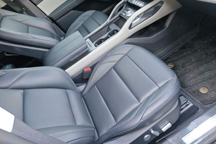 Used Lincoln Nautilus 2023 2.0T Four-Wheel Drive Luxury Edition Right Front Seat