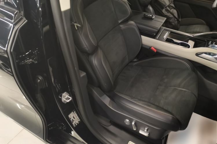 Used Lincoln Nautilus 2023 2.0T All-Wheel-Drive Zunrui Hybrid Version Right Front Seat