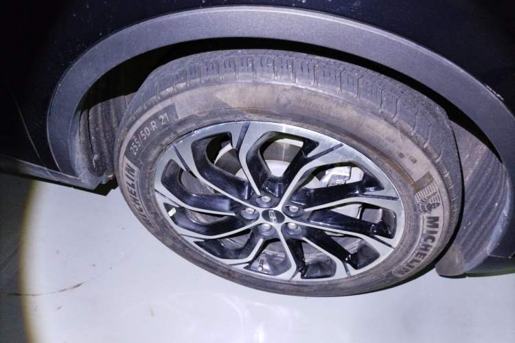 Used Lincoln Nautilus 2023 2.0T Four-Wheel Drive Zunrui Version Right Front Wheel Hub