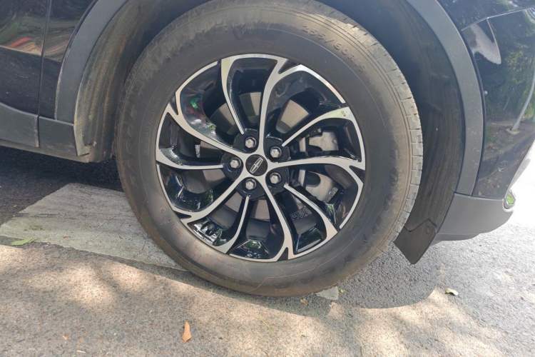 Used Lincoln Nautilus 2023 2.0T Four-Wheel Drive Luxury Edition Right Front Wheel Hub