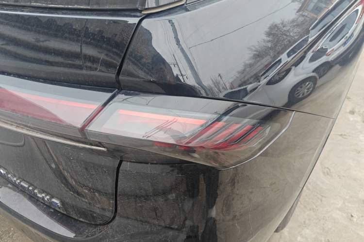 Used Lincoln Nautilus 2023 2.0T All-Wheel-Drive Zunrui Hybrid Version Right Rear Taillight