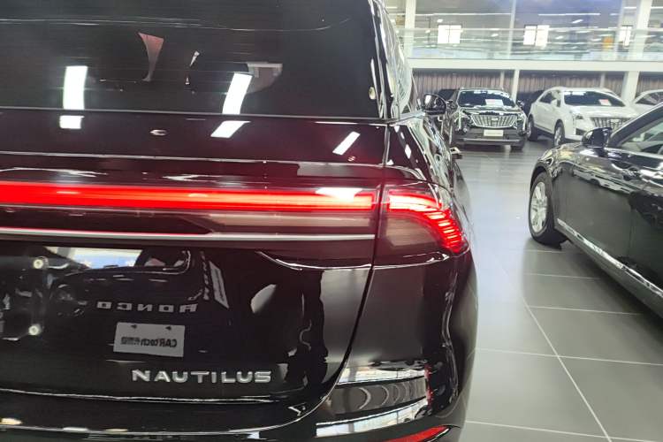 Used Lincoln Nautilus 2023 2.0T All-Wheel-Drive Luxury Edition Right Rear Taillight