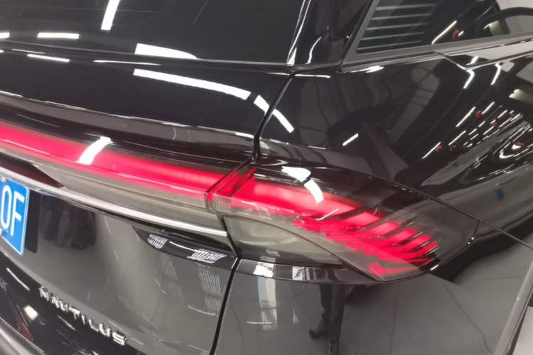 Used Lincoln Nautilus 2023 2.0T Four-Wheel Drive Zunrui Version Right Rear Taillight