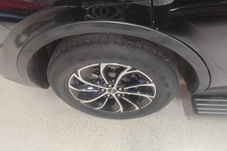 Used Lincoln Nautilus 2023 2.0T Four-Wheel Drive Luxury Edition Right Rear Wheel Hub