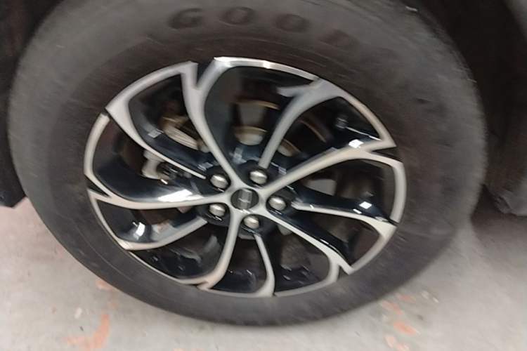 Used Lincoln Nautilus 2023 2.0T Four-Wheel Drive Luxury Edition Right Rear Wheel Hub