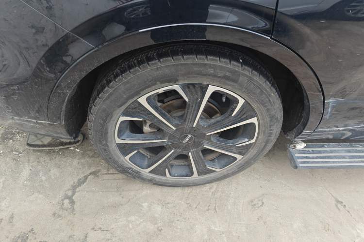Used Lincoln Nautilus 2023 2.0T All-Wheel-Drive Zunrui Hybrid Version Right Rear Wheel Hub
