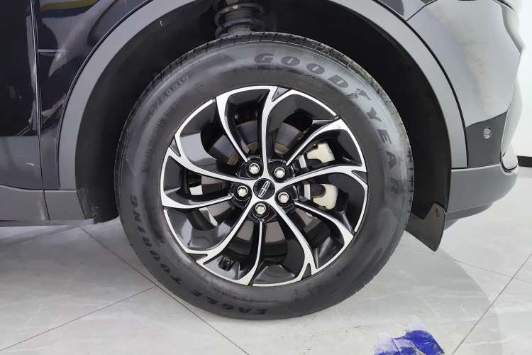 Used Lincoln Nautilus 2023 2.0T Four-Wheel Drive Luxury Edition Right Rear Wheel Hub