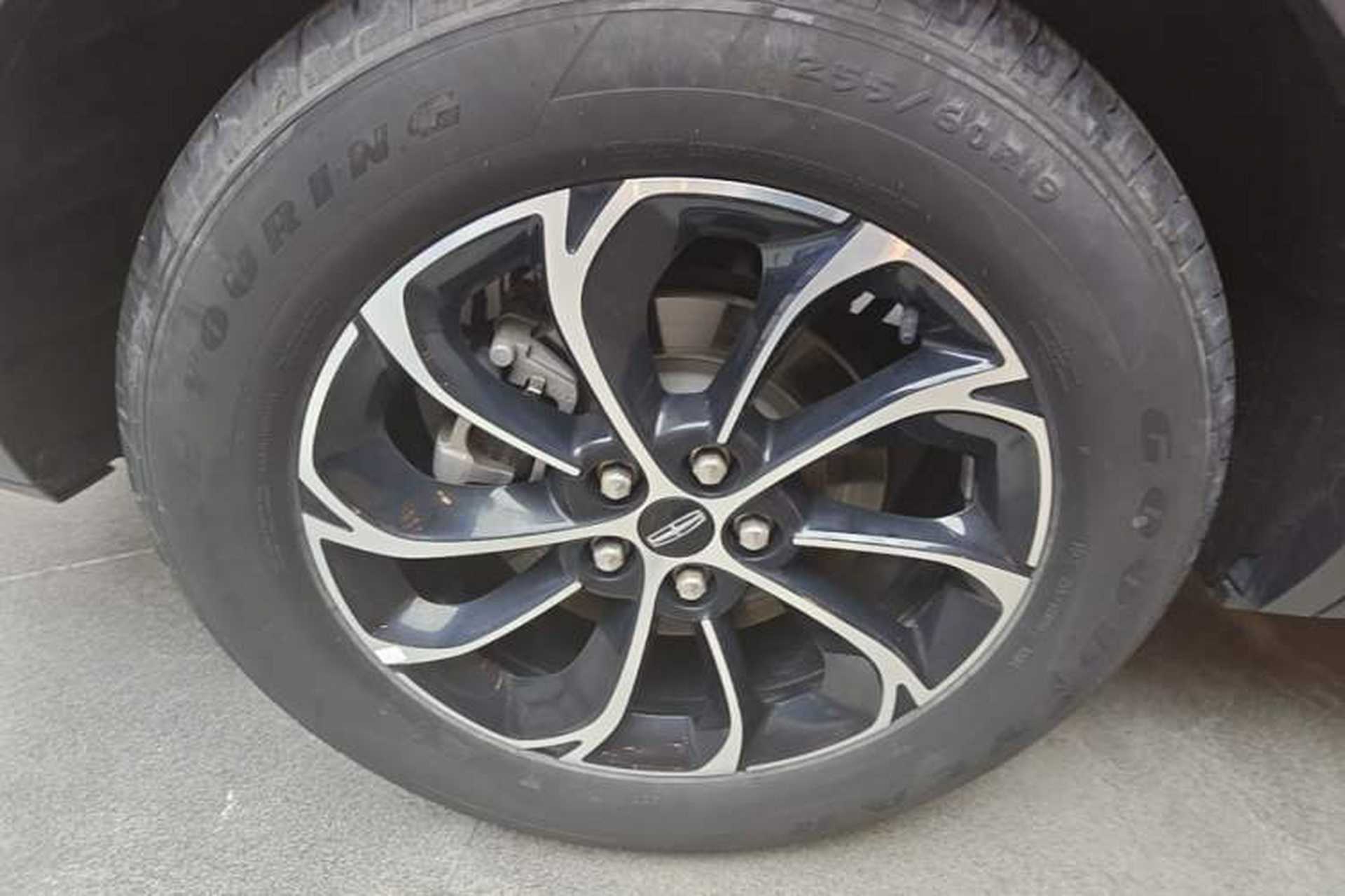 Used Lincoln Nautilus 2023 2.0T Four-Wheel Drive Luxury Edition Right Rear Wheel Hub