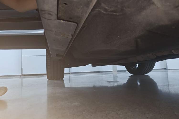 Used Lincoln Nautilus 2023 2.0T Four-Wheel Drive Zunrui Version Right Side Sill