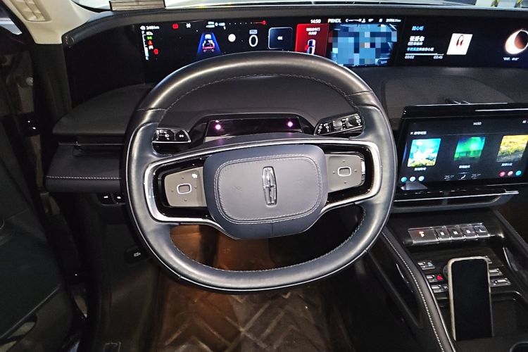 Used Lincoln Nautilus 2023 2.0T All-Wheel-Drive Luxury Edition Steering Wheel