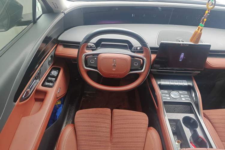 Used Lincoln Nautilus 2023 2.0T All-Wheel-Drive Zunrui Hybrid Version Steering Wheel