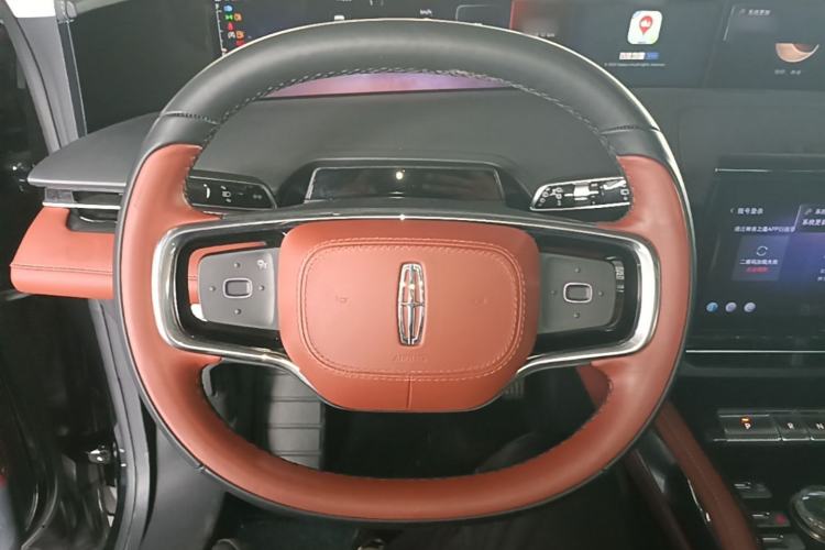 Used Lincoln Nautilus 2023 2.0T All-Wheel-Drive Luxury Edition Steering Wheel