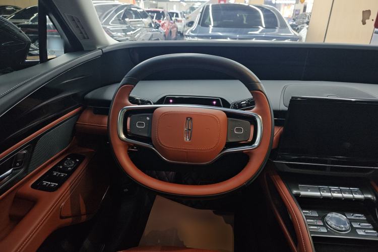 Used Lincoln Nautilus 2023 2.0T All-Wheel-Drive Luxury Hybrid Edition Steering Wheel