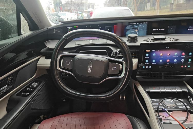 Used Lincoln Nautilus 2023 2.0T All-Wheel-Drive Luxury Hybrid Edition Steering Wheel