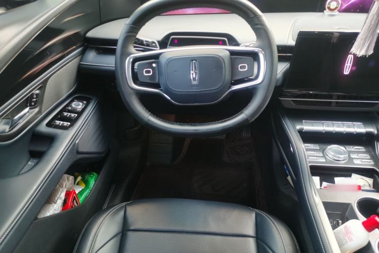 Used Lincoln Nautilus 2023 2.0T All-Wheel-Drive Luxury Edition Steering Wheel
