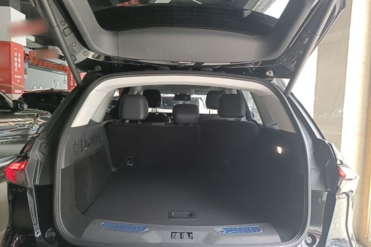 Used Lincoln Nautilus 2023 2.0T All-Wheel-Drive Luxury Edition Trunk