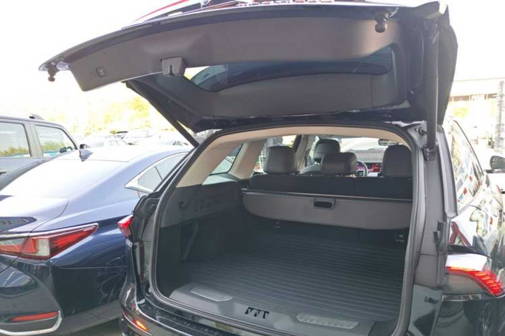 Used Lincoln Nautilus 2023 2.0T Four-Wheel Drive Luxury Edition Trunk