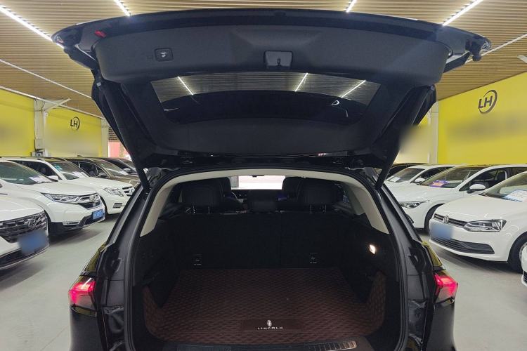 Used Lincoln Nautilus 2023 2.0T All-Wheel-Drive Zunrui Hybrid Version Trunk