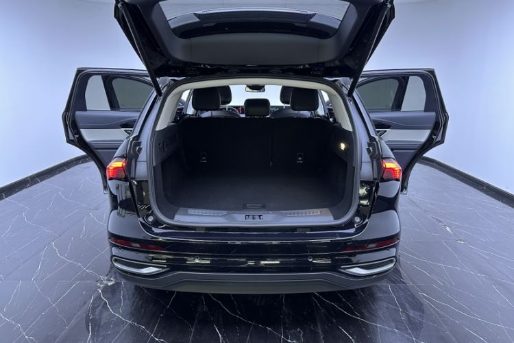 Used Lincoln Nautilus 2023 2.0T Four-Wheel Drive Luxury Edition Trunk