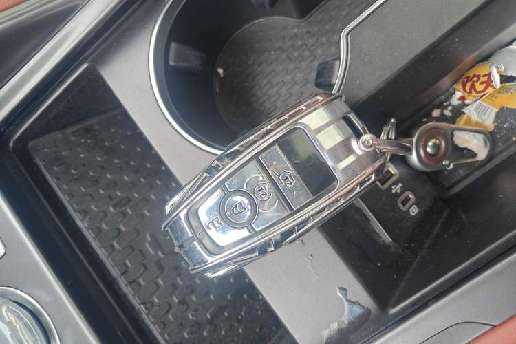 Used Lincoln Nautilus 2023 2.0T All-Wheel-Drive Zunrui Hybrid Version Vehicle Key