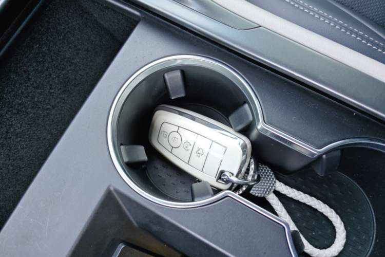 Used Lincoln Nautilus 2023 2.0T Four-Wheel Drive Luxury Edition Vehicle Key