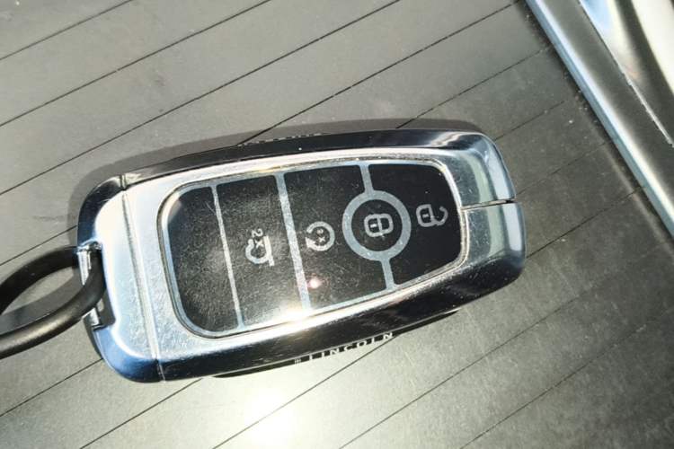 Used Lincoln Nautilus 2023 2.0T Four-Wheel Drive Luxury Edition Vehicle Key