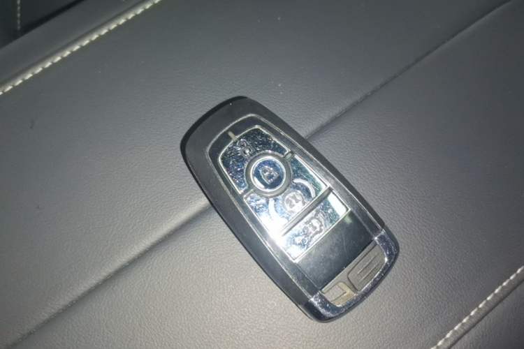 Used Lincoln Nautilus 2023 2.0T Four-Wheel Drive Zunrui Version Vehicle Key
