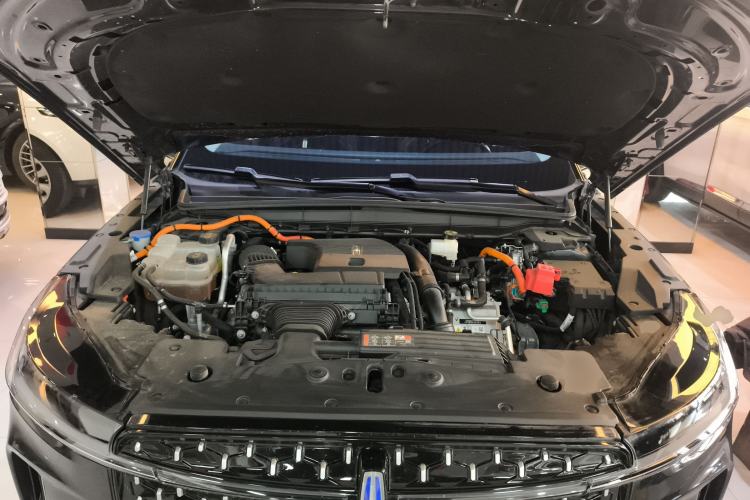 Used Lincoln Nautilus 2023 2.0T All-Wheel-Drive Zunrui Hybrid Version Engine Bay