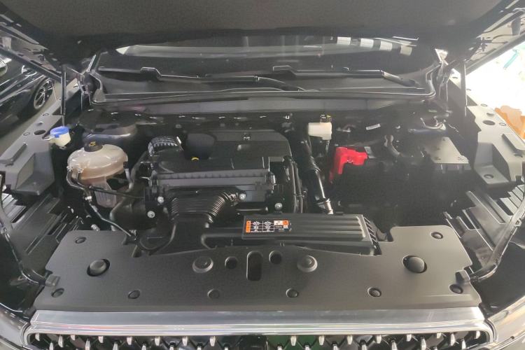 Used Lincoln Nautilus 2023 2.0T All-Wheel-Drive Luxury Edition Engine Bay