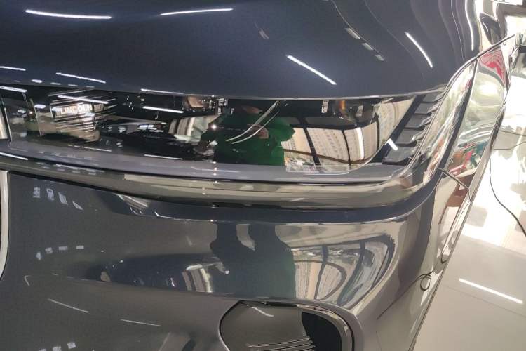 Used Lincoln Nautilus 2023 2.0T All-Wheel-Drive Luxury Edition Left Front Headlight