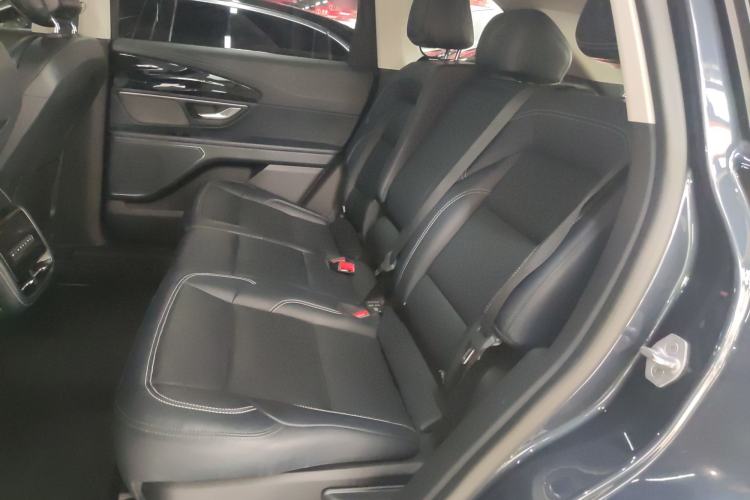 Used Lincoln Nautilus 2023 2.0T All-Wheel-Drive Luxury Edition Left Rear Seat
