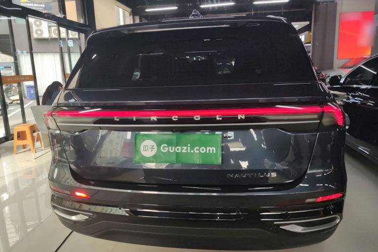 Used Lincoln Nautilus 2023 2.0T All-Wheel-Drive Luxury Edition Rear