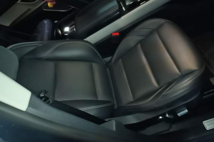 Used Lincoln Nautilus 2023 2.0T Four-Wheel Drive Luxury Edition Right Front Seat