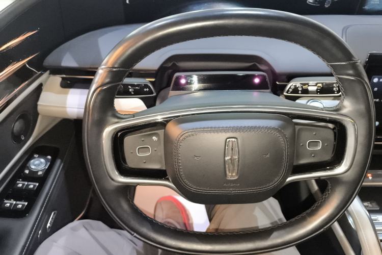 Used Lincoln Nautilus 2023 2.0T All-Wheel-Drive Zunrui Hybrid Version Steering Wheel