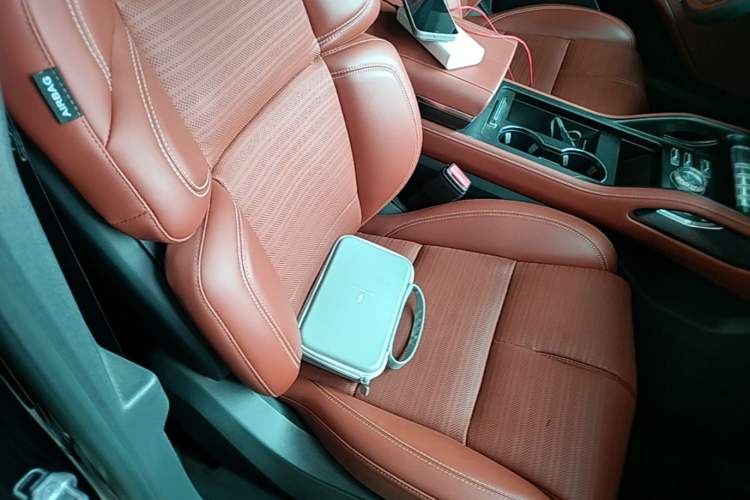 Used Lincoln Nautilus 2023 2.0T Four-Wheel Drive Zunrui Version Right Front Seat