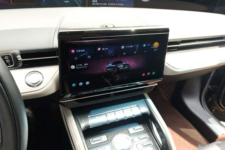 Used Lincoln Nautilus 2023 2.0T Four-Wheel Drive Luxury Edition Audio And AC Panel