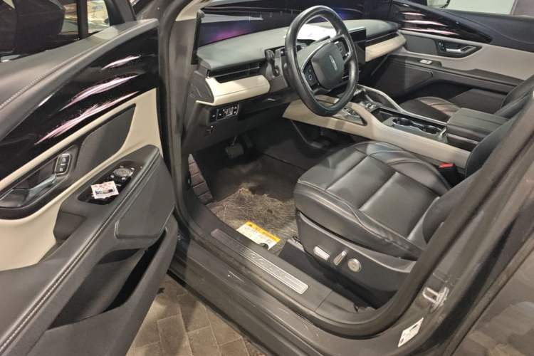 Used Lincoln Nautilus 2023 2.0T Four-Wheel Drive Luxury Edition Driver Seat
