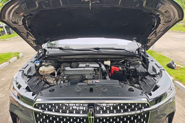 Used Lincoln Nautilus 2023 2.0T Four-Wheel Drive Luxury Edition Engine Bay