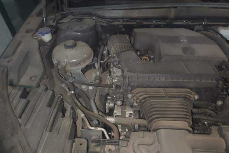 Used Lincoln Nautilus 2023 2.0T Four-Wheel Drive Luxury Edition Engine Bay Right