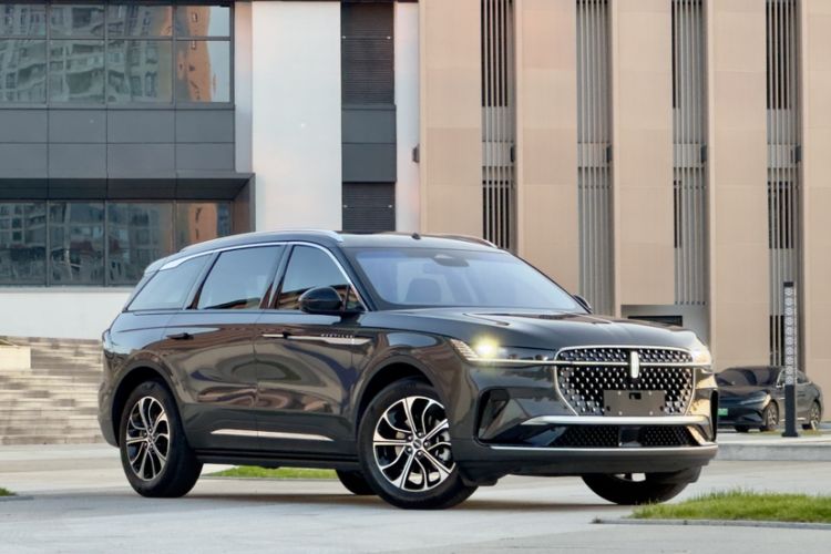 Used Lincoln Nautilus 2023 2.0T All-Wheel-Drive Luxury Edition Exterior 1