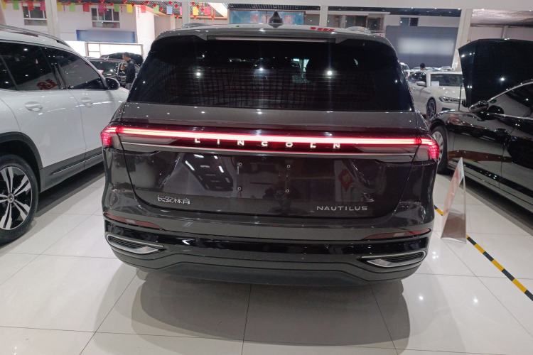 Used Lincoln Nautilus 2023 2.0T All-Wheel-Drive Luxury Edition Exterior 3