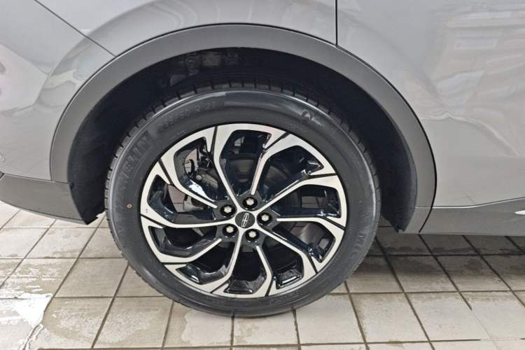 Used Lincoln Nautilus 2023 2.0T Four-Wheel Drive Zunrui Version Exterior 5